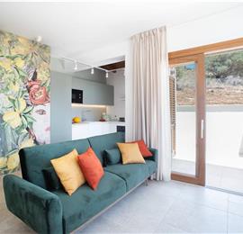 3 bedroom villa with pool near Castellamarre del Golfo, sleeps 5
